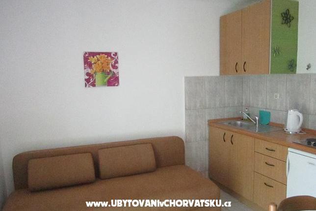 Apartments Andrea Drvenik – photo 16
