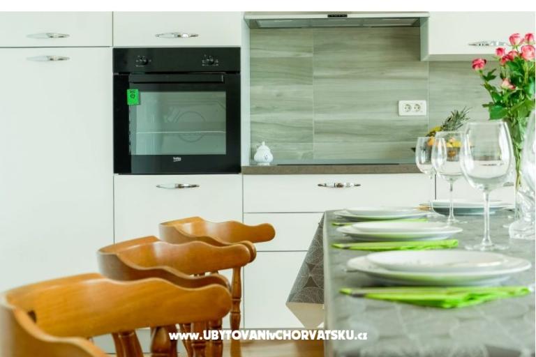 New modern apartment-fully equipped – photo 10