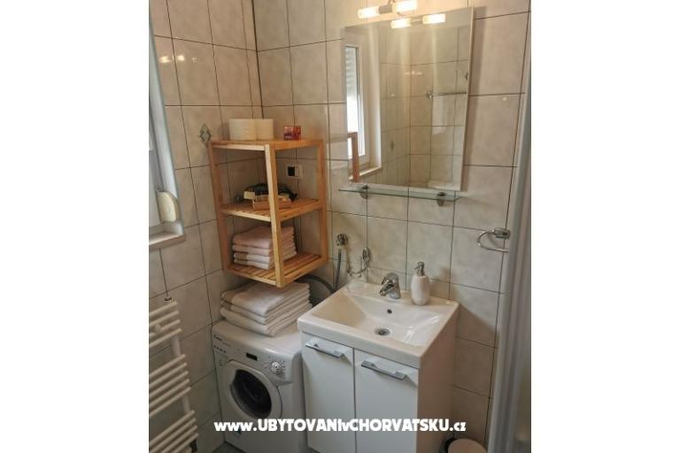 Apartments Irena – photo 11