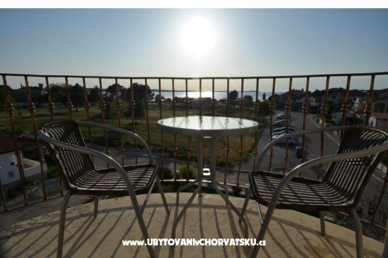 Apartments Nina – photo 4