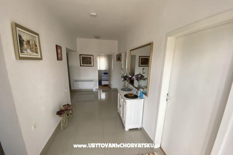Apartment Dragan – photo 5