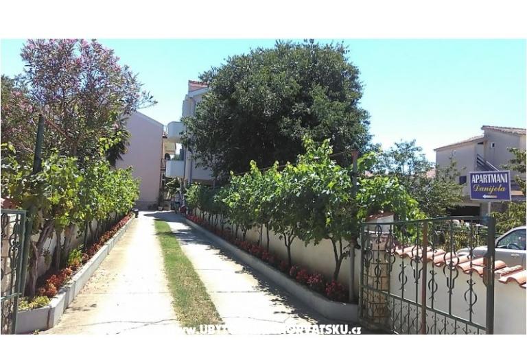 Apartments Danijela 1 – photo 18