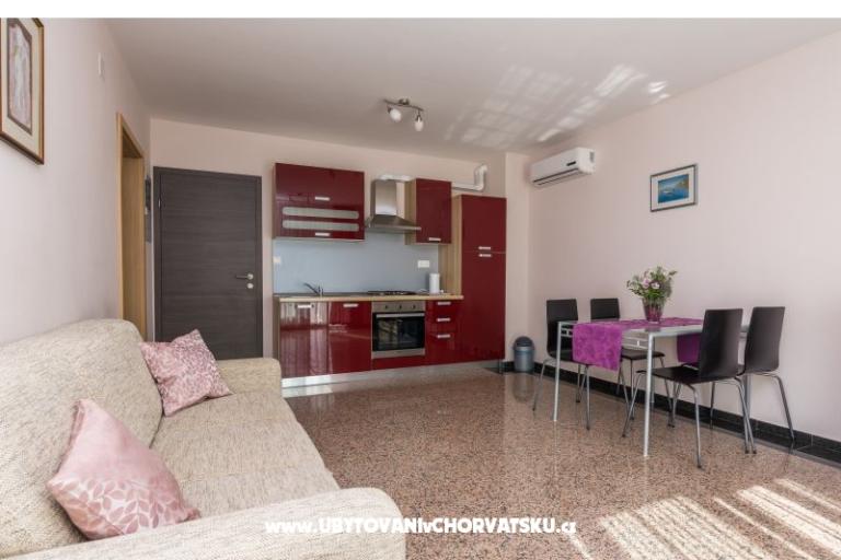 Apartments Pobi – photo 4