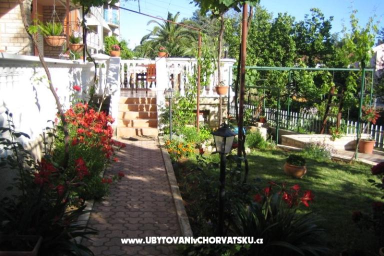 Apartments Roje Sv. Filip i Jakov – photo 5