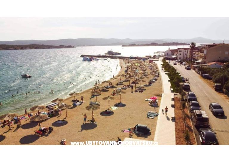 Dalmatinska kamena kuća – photo 34