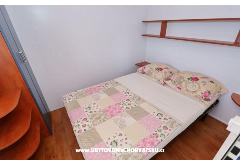 Mobile homes kamp Turanj – photo 17