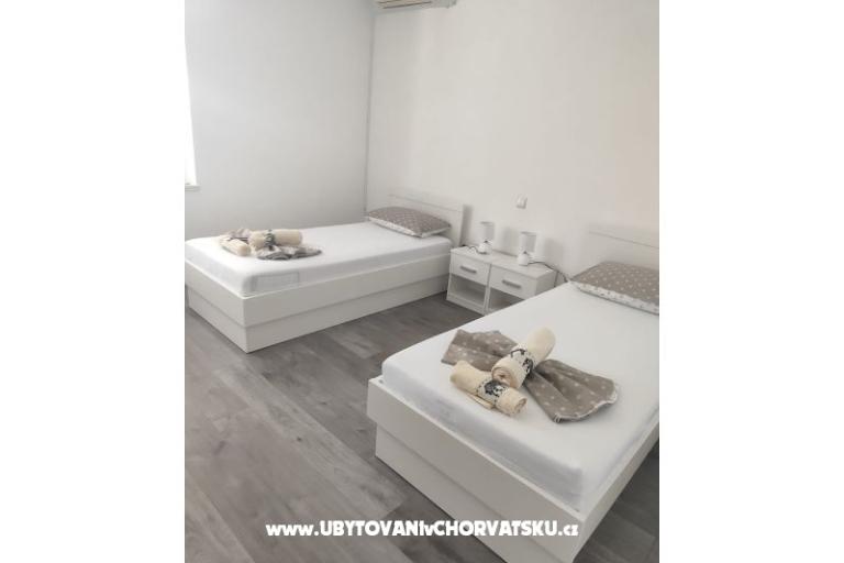 Ina’s house – photo 9