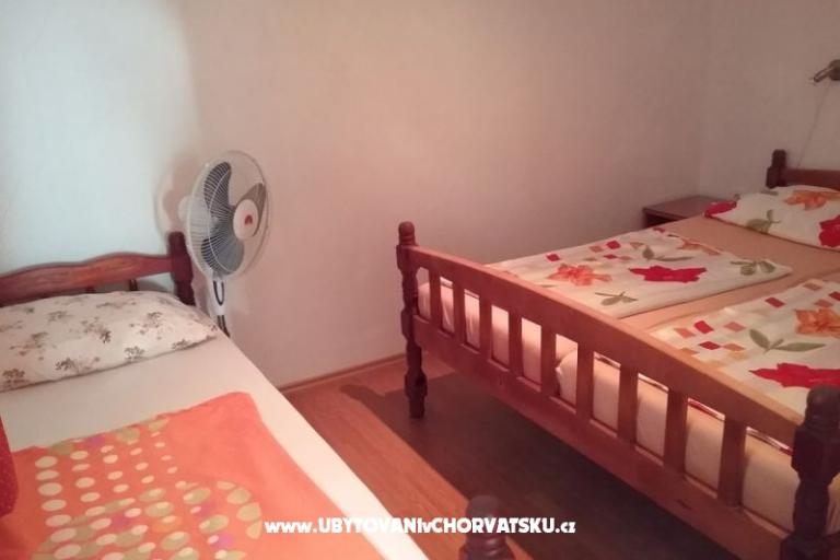 Apartments & rooms Brist – photo 7