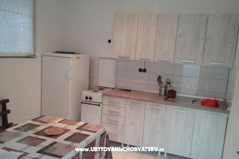 Apartments & rooms Brist – photo 8