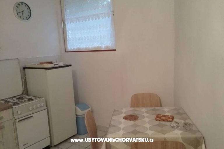 Apartments & rooms Brist – photo 9