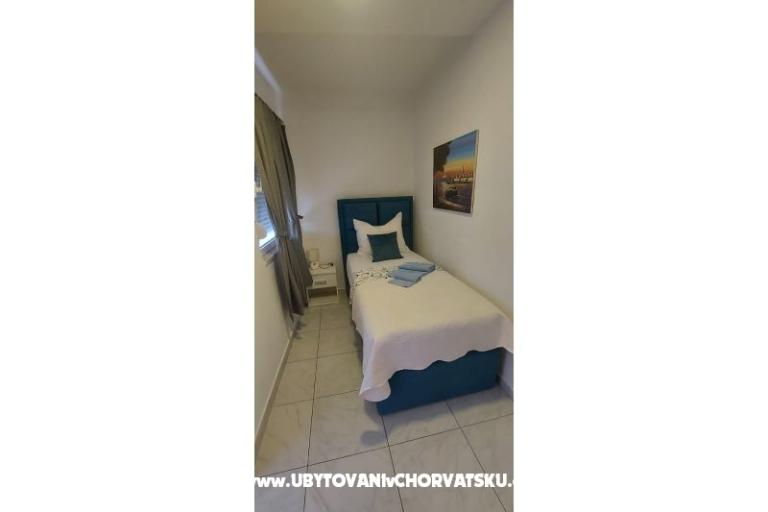 Apartments Sea star – photo 9