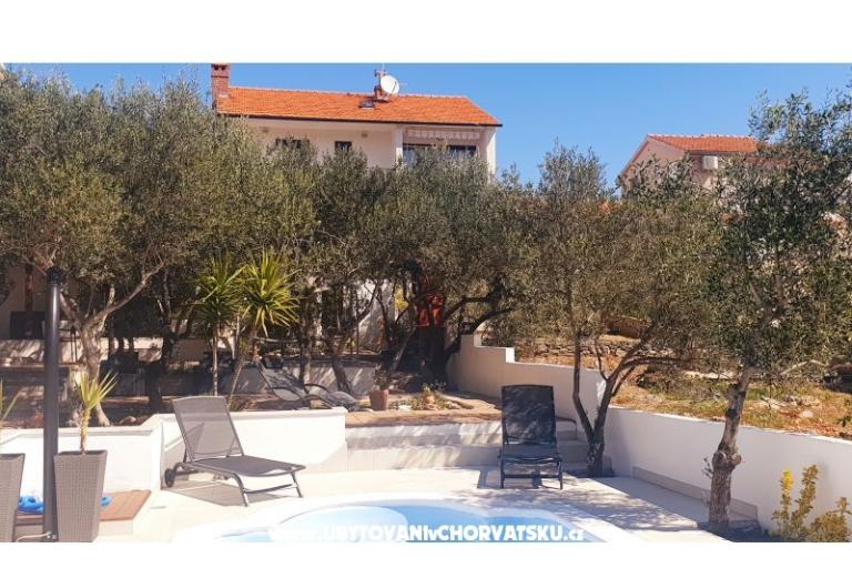 Apartment Tihana – photo 8