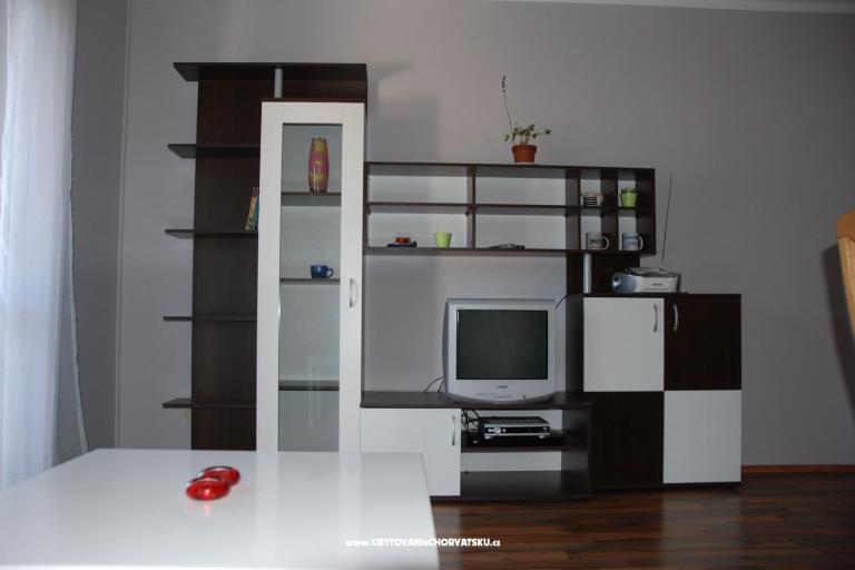 Apartments Miletić – photo 2