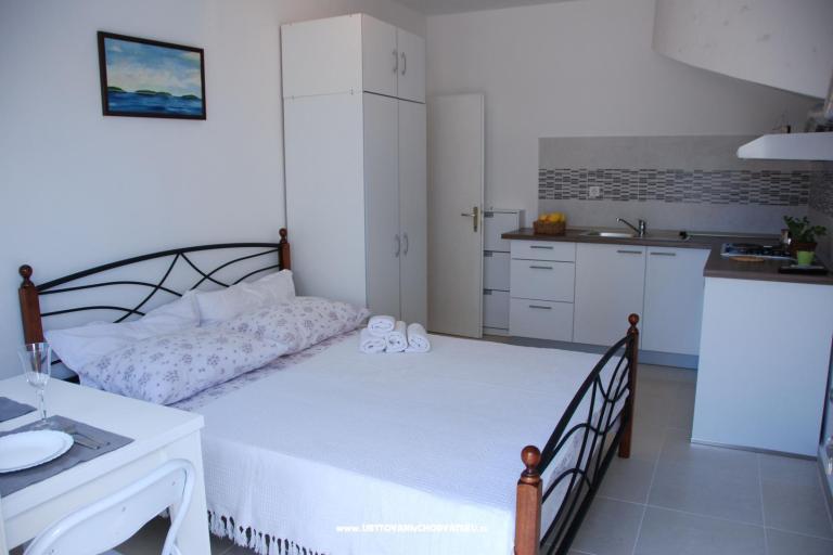 Apartments Miletić – photo 8