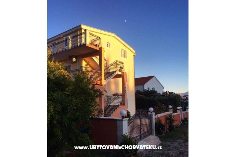 Apartments Raueiser – photo 7