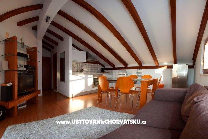 Jees Exclusive apartments – photo 6