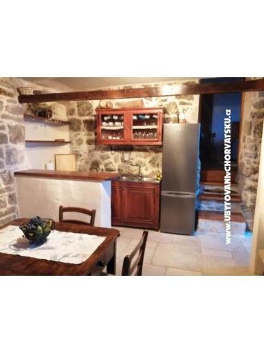 Stone house za odmor Ostojić – photo 13