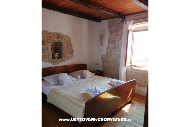 Stone house za odmor Ostojić – photo 22