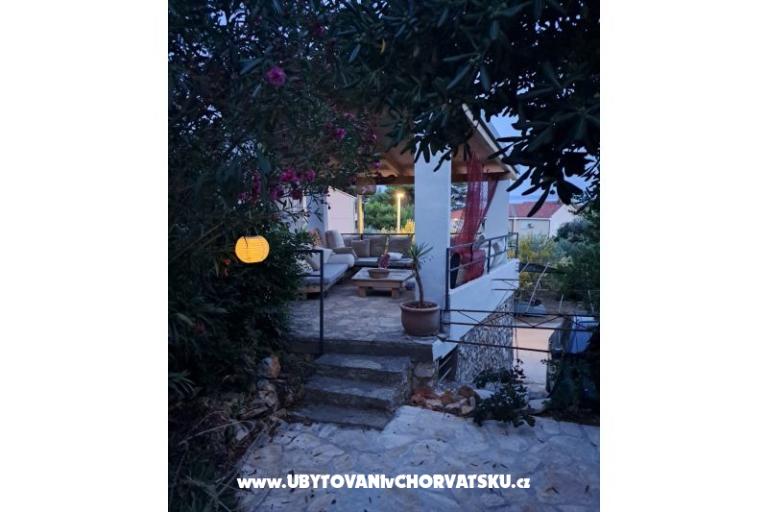 PRIVATE JACUZZI Sea View House  – photo 11