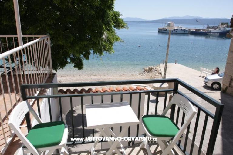 Apartment ETTA (house on the beach) – photo 5