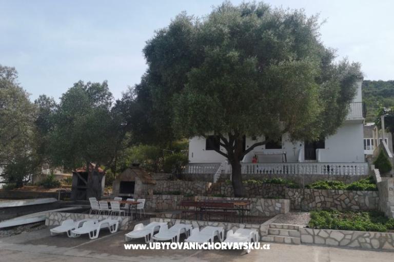 Beachfront apartments Ruskovic – photo 12