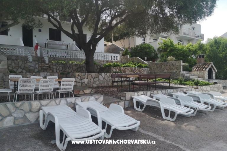 Beachfront apartments Ruskovic – photo 14