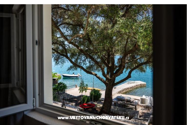 Beachfront apartments Ruskovic – photo 16