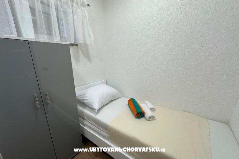 Villa Amfora with Pool - Karlobag – photo 10