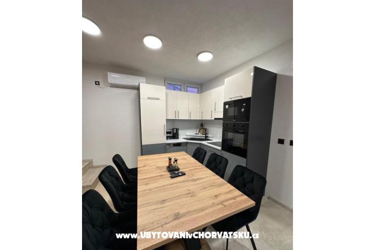 Villa Amfora with Pool - Karlobag – photo 17