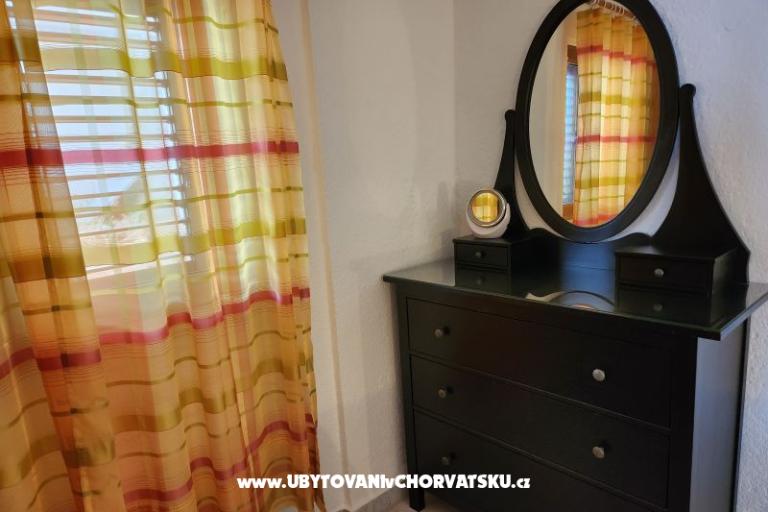 Apartment Karlobag – photo 13
