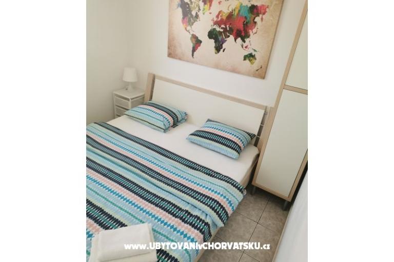 Apartments Anita with Pool – photo 11
