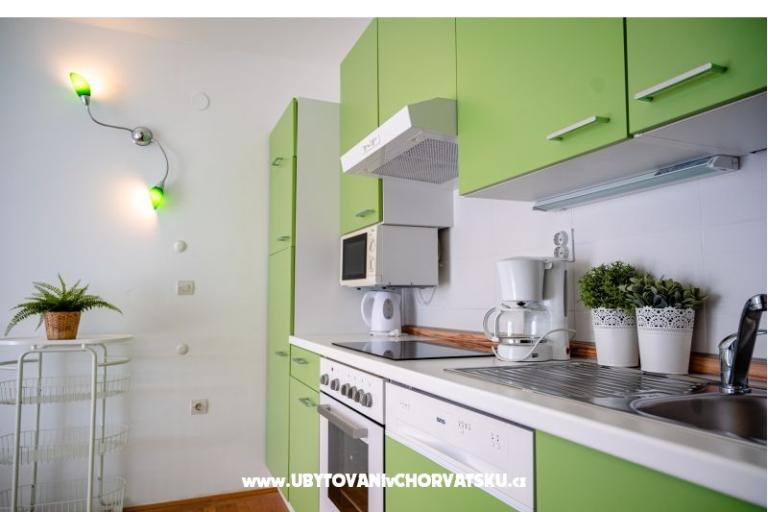 Beachfront Apartments Carlo – photo 12