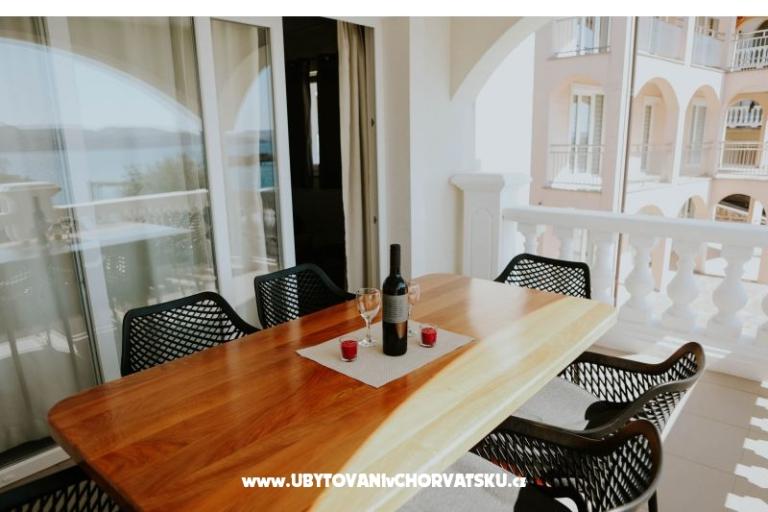 Beachfront Apartments Amaris – photo 17