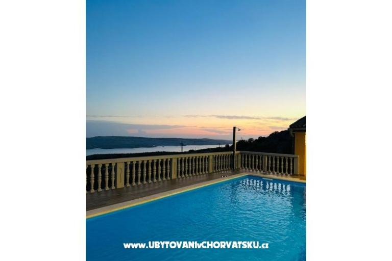 Villa Robert 2 with pool Cesarica – photo 2