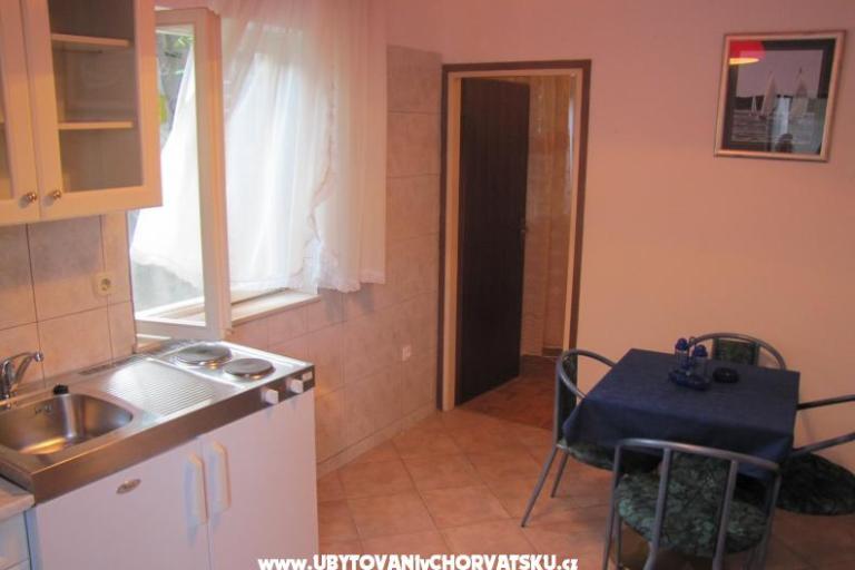 Apartments Alfirević – photo 6