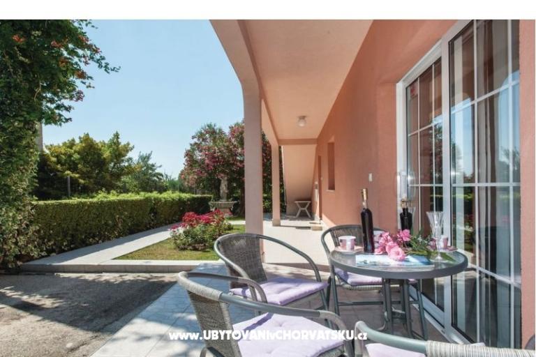 Apartments Mirjana – photo 16