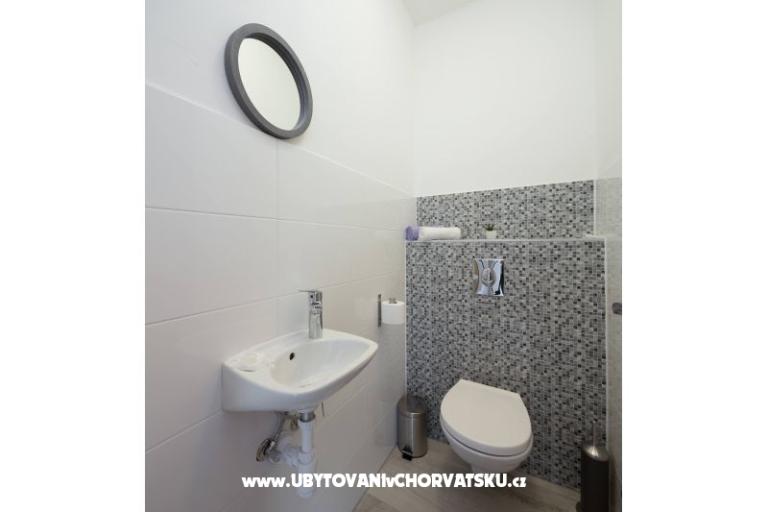 Apartments Ujaković – photo 16