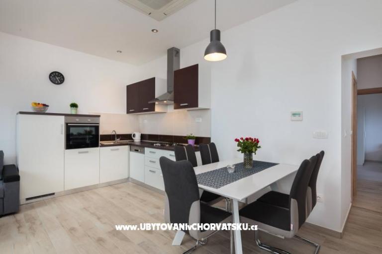Apartments Ujaković – photo 2