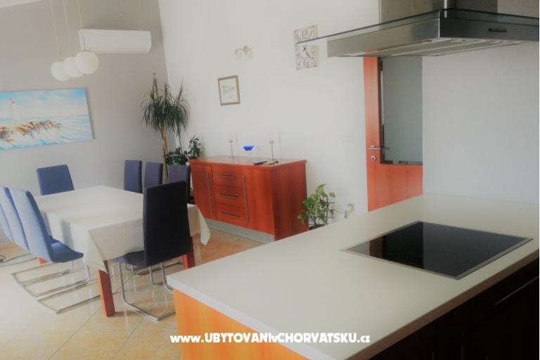 Bayview Apartment – photo 12