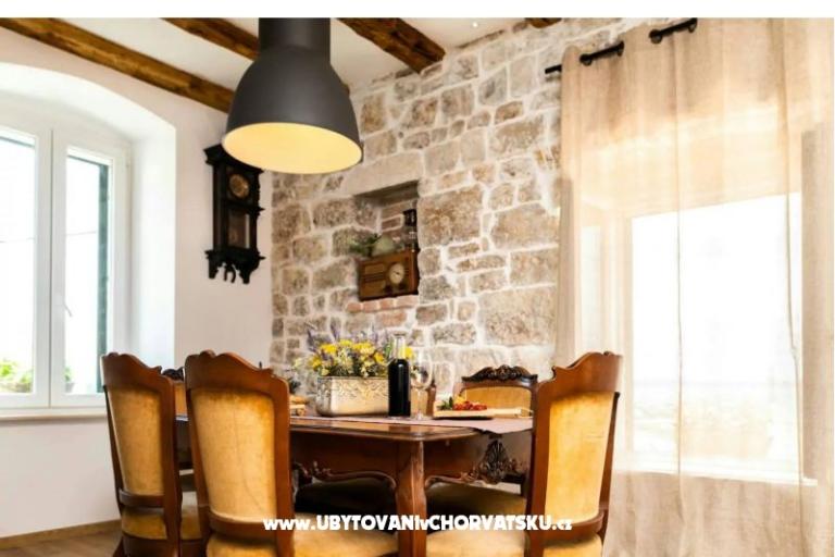 Sea Castle Apartment Gajo – photo 13