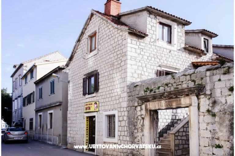 Stone house – photo 3