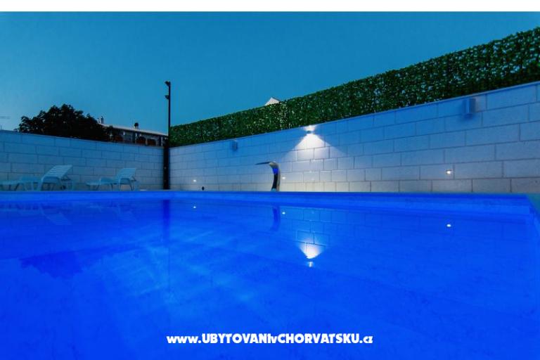 Villa Aurora Kastela – photo 13