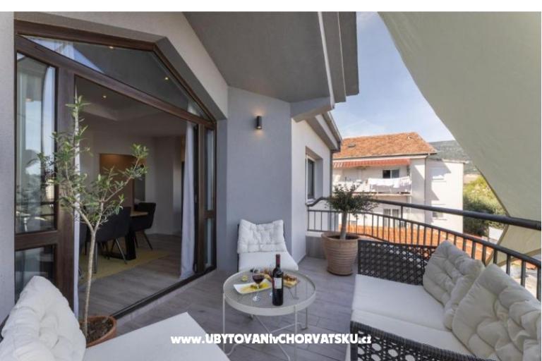 West Apartments – photo 13