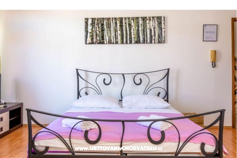 West Apartments – photo 28