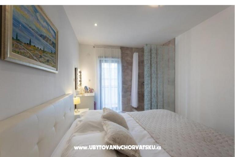 West Apartments – photo 3