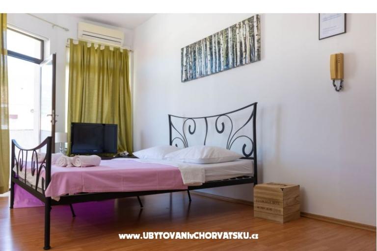 West Apartments – photo 30