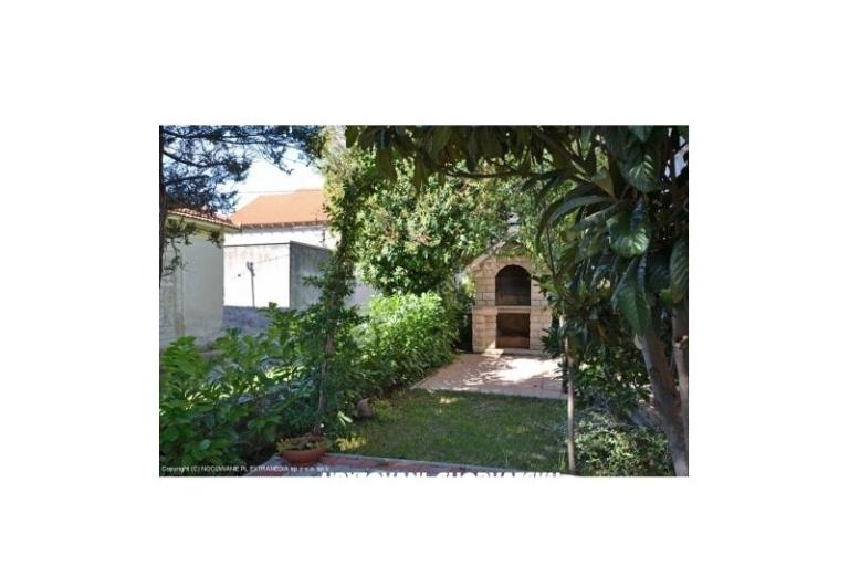 West Apartments – photo 45