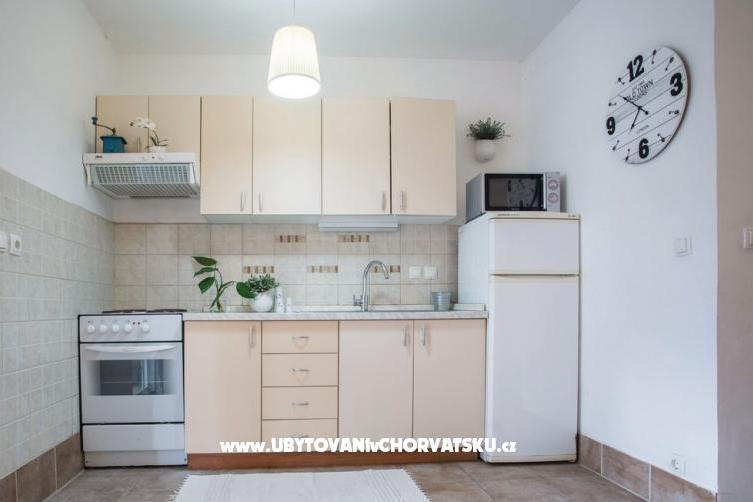 Apartment Mediteranska kuća – photo 7
