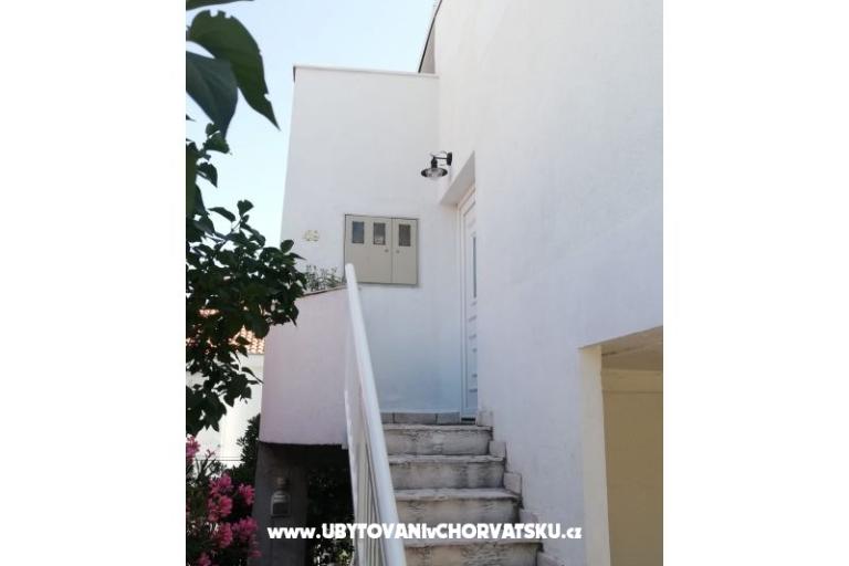Apartment Mediteranska kuća – photo 9