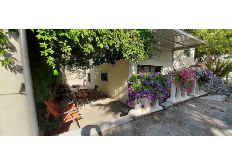 Apartments Vukmir – photo 2